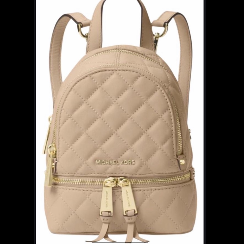 MICHAEL KORS rhea zip mini bisque quilted leather